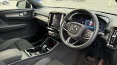 Volvo XC40 2.0 B4P Plus Dark 5dr Auto Petrol Estate